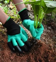 Gardening Gloves with claws - one pair
